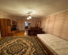 Kirayə (aylıq) Köhnə Tikili Elmlər akademiyası m., Yasamal qəs., Yasamal r.