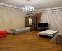 Satılır Yeni Tikili Memar Əcəmi m., Rəsulzadə qəs., Binəqədi r.