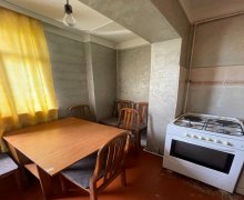Kirayə (aylıq) Köhnə Tikili Azadlıq m., 8-ci mikrorayon, Binəqədi r. Kirayə (aylıq) Köhnə Tikili Azadlıq m., 8-ci mikrorayon, Binəqədi r.