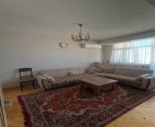 Satılır Yeni Tikili İnşaatçılar m., Yeni Yasamal qəs., Yasamal r.