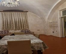 Satılır Köhnə Tikili 28 May m., Nəsimi r.