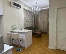 Kirayə (aylıq) Yeni Tikili Elmlər akademiyası m., Yasamal r.