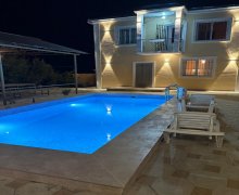 Kirayə (günlük) Həyət evi/villa Quba ş. Kirayə (günlük) Həyət evi/villa Quba ş.