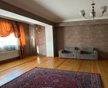 Satılır Yeni Tikili Memar Əcəmi m., 9-cu mikrorayon, Binəqədi r.