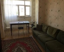 Satılır Köhnə Tikili Əhmədli m., Xətai r.