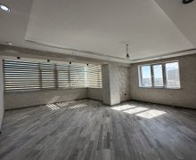 Satılır Yeni Tikili Xırdalan ş. Satılır Yeni Tikili Xırdalan ş.