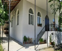 Kirayə (günlük) Həyət evi/villa Şəki ş. Kirayə (günlük) Həyət evi/villa Şəki ş.