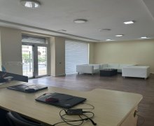 Kirayə (aylıq) Ofis İnşaatçılar m., Yasamal r.