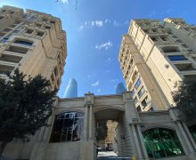 iceri seherde evlerin qiymeti İçərişəhər m., Səbail r.