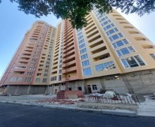 Satılır Yeni Tikili Azadlıq m., 7-ci mikrorayon, Binəqədi r. Satılır Yeni Tikili Azadlıq m., 7-ci mikrorayon, Binəqədi r.