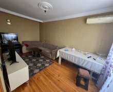 Satılır Köhnə Tikili Yeni Günəşli qəs., Suraxanı r. Satılır Köhnə Tikili Yeni Günəşli qəs., Suraxanı r.