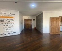 Satılır Yeni Tikili Elmlər akademiyası m., Yeni Yasamal qəs., Yasamal r.