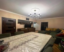 Satılır Köhnə Tikili Memar Əcəmi m., 3-cü mikrorayon, Nəsimi r.