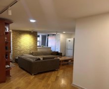 Satılır Köhnə Tikili Qara Qarayev m., Nizami r.