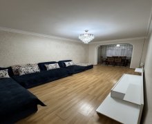 Kirayə (aylıq) Köhnə Tikili Neftçilər m., 8-ci kilometr, Nizami r. Kirayə (aylıq) Köhnə Tikili Neftçilər m., 8-ci kilometr, Nizami r.