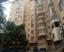 memar ecemide satilan evler Memar Əcəmi m., Nəsimi r.