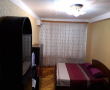 Kirayə (günlük) Köhnə Tikili 28 May m., Nəsimi r.