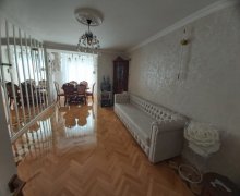 Satılır Köhnə Tikili Nizami m., Yasamal r.