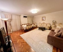 Satılır Köhnə Tikili Elmlər akademiyası m., Yasamal r.