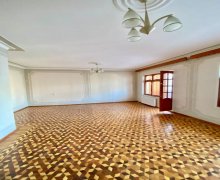 Satılır Köhnə Tikili İnşaatçılar m., Alatava, Yasamal r.