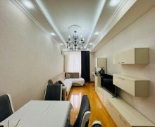 Satılır Yeni Tikili Yeni Günəşli qəs., Suraxanı r.