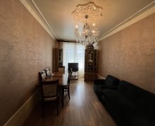 Satılır Köhnə Tikili Əhmədli m., Əhmədli, Xətai r.