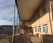 Satılır Bağ evi Gədəbəy ş.