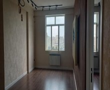 qara qarayevde satilan evler Qara Qarayev m., Nizami r.