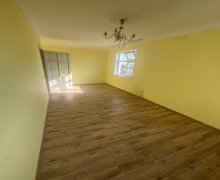 Satılır Köhnə Tikili Neftçilər m., 8-ci kilometr, Nizami r. Satılır Köhnə Tikili Neftçilər m., 8-ci kilometr, Nizami r.