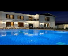 Kirayə (günlük) Həyət evi/villa Qəbələ ş. Kirayə (günlük) Həyət evi/villa Qəbələ ş.