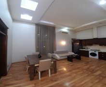 Satılır Köhnə Tikili Sahil m., Nəsimi r.