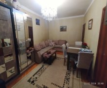 Satılır Köhnə Tikili Memar Əcəmi m., 4-cü mikrorayon, Nəsimi r.