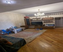 memar ecemide satilan evler Memar Əcəmi m., 9-cu mikrorayon, Binəqədi r.