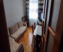 Satılır Köhnə Tikili Bakıxanov qəs., Sabunçu r. Satılır Köhnə Tikili Bakıxanov qəs., Sabunçu r.
