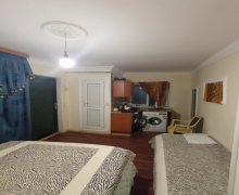 1 otaqli aylıq heyet evi kiraye/villa Nizami m., Nəsimi r.