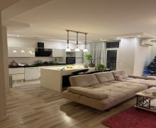 Satılır Yeni Tikili Azadlıq m., 8-ci mikrorayon, Binəqədi r. Satılır Yeni Tikili Azadlıq m., 8-ci mikrorayon, Binəqədi r.