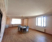 Kirayə (aylıq) Yeni Tikili Bayıl qəs., Səbail r. Kirayə (aylıq) Yeni Tikili Bayıl qəs., Səbail r.