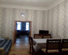 iceri seherde evlerin qiymeti İçərişəhər m., Səbail r.