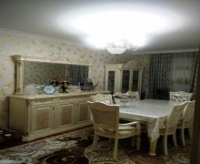 Satılır Köhnə Tikili Əhmədli m., Əhmədli, Xətai r.