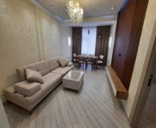 Satılır Yeni Tikili 28 May m., Şərq Bazarı, Nərimanov r. Satılır Yeni Tikili 28 May m., Şərq Bazarı, Nərimanov r.