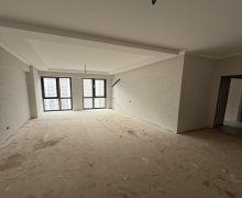 Satılır Yeni Tikili İnşaatçılar m., Yasamal qəs., Yasamal r.