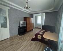 Satılır Köhnə Tikili İnşaatçılar m., Yasamal r.