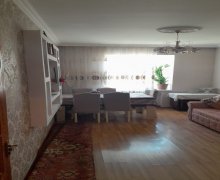 Satılır Köhnə Tikili Qaraçuxur qəs., Suraxanı r.