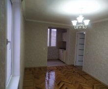 Satılır Köhnə Tikili Elmlər akademiyası m., Yasamal r.