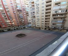 Satılır Yeni Tikili İnşaatçılar m., Yeni Yasamal qəs., Yasamal r.