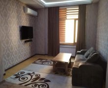 iceri seherde aylıq kiraye evler İçərişəhər m., Səbail r.