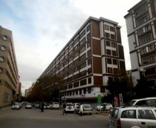 Satılır Köhnə Tikili Azadlıq m., 8-ci mikrorayon, Binəqədi r.