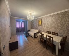 Satılır Köhnə Tikili İnşaatçılar m., Yasamal qəs., Yasamal r.