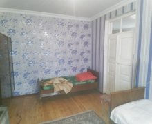 Kirayə (aylıq) Həyət evi/villa Gəncə ş. Kirayə (aylıq) Həyət evi/villa Gəncə ş.