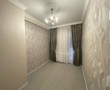 Satılır Yeni Tikili İnşaatçılar m., Yeni Yasamal qəs., Yasamal r.